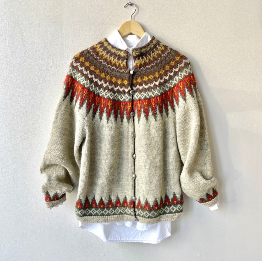 Norwegian wool hand knit fair isle cardigan sweater 1950s Nordic vintage